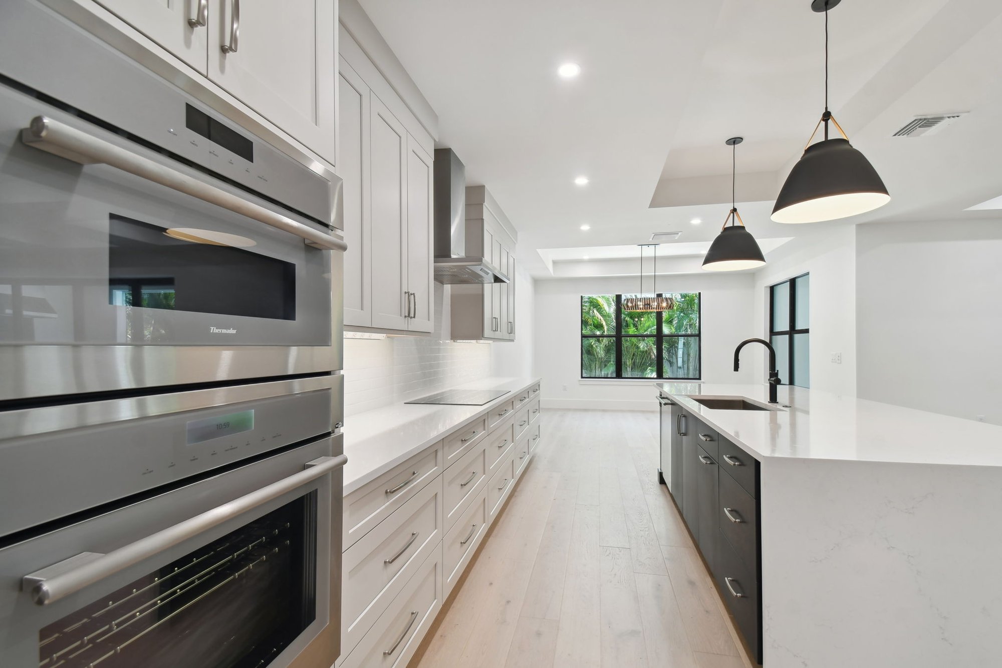 3909 W Azeele (38)