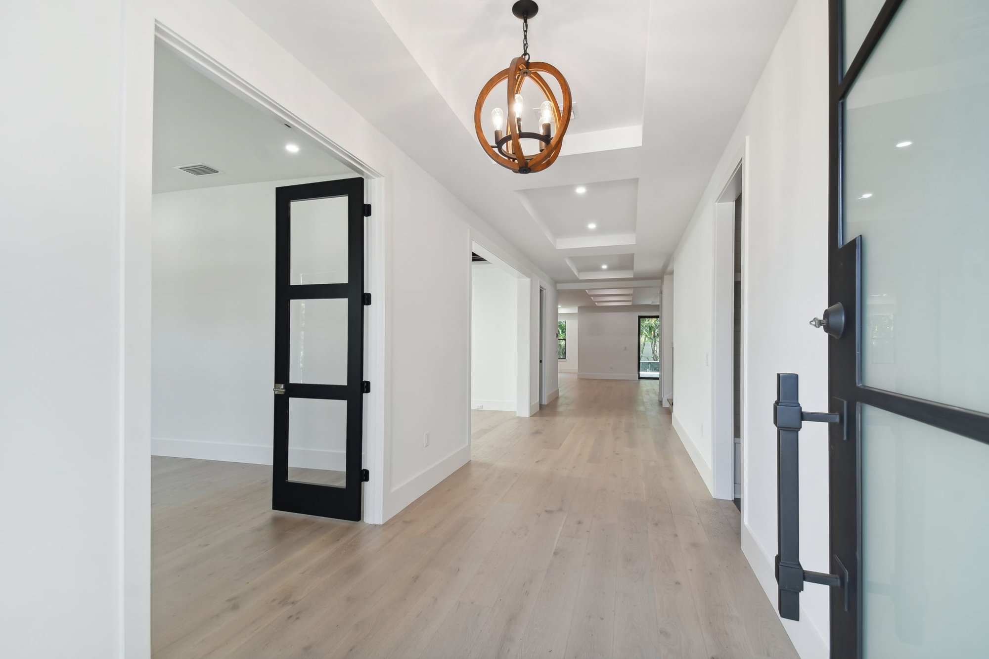 3909 W Azeele (8)